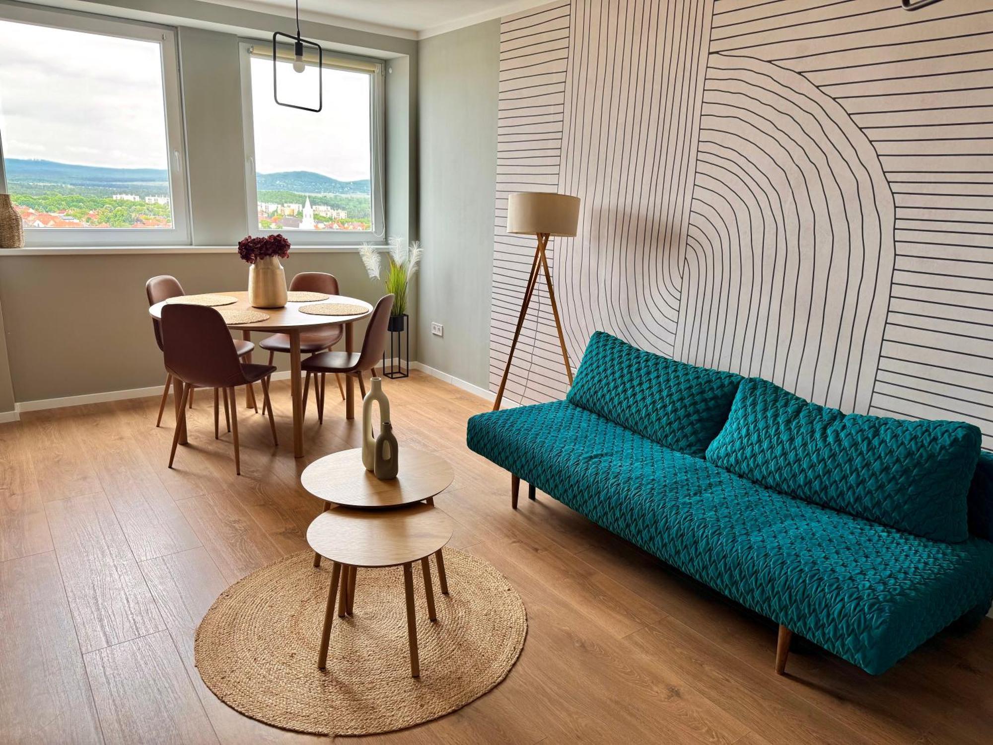 Panorama View Deluxe Apartment เวสเปรม ภายนอก รูปภาพ